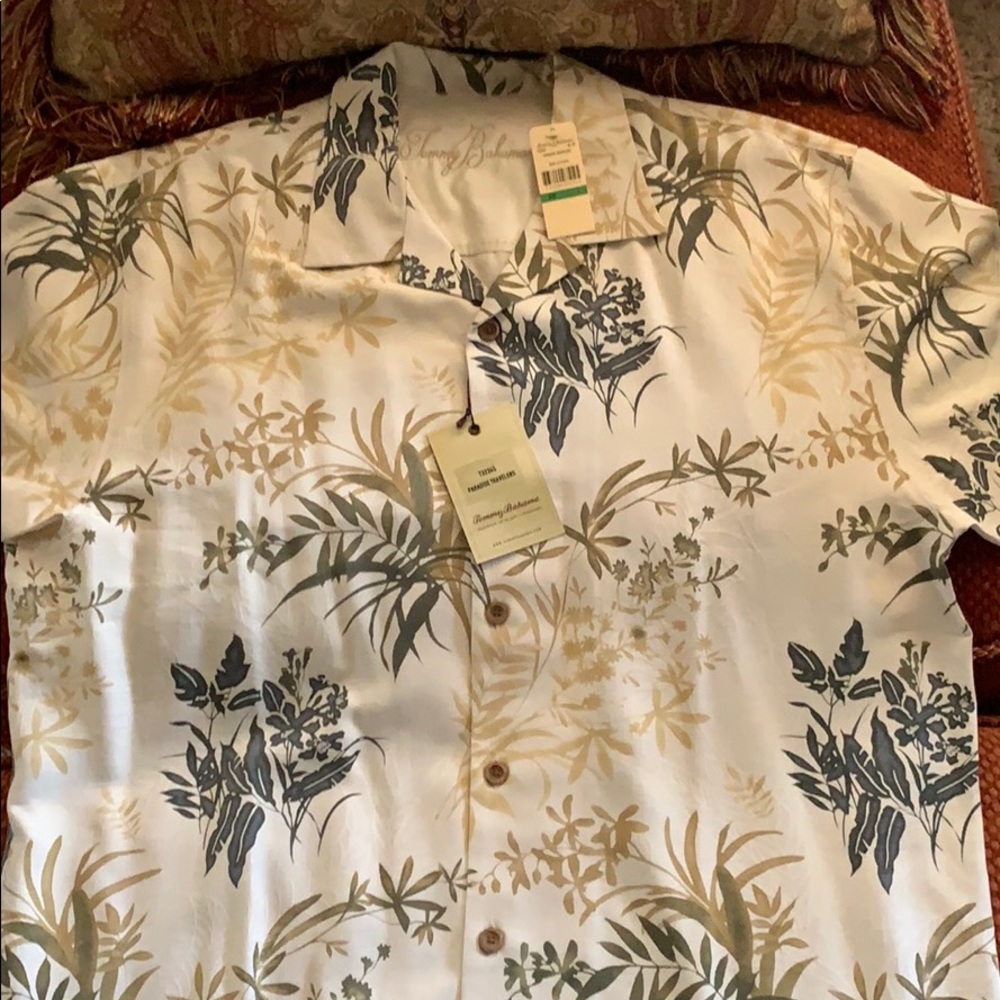 Tommy Bahama Men’s Dress Shirt - NEW with tags.